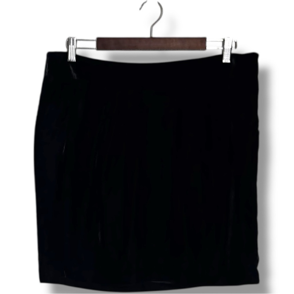 GAP Size 12 Women’s Black Velour A-Line Mini Skirt NWT - Picture 11 of 15